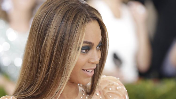 Gesundheit! Beyoncé.