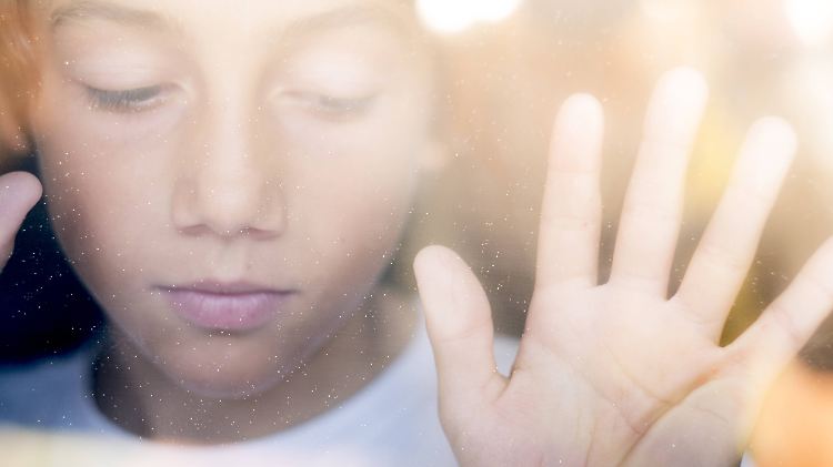 Seelische Erkrankungen bei Kindern müssen anders behandelt werden.