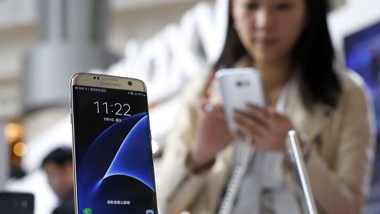 Samsung hatte seine neuen S7-Modelle im März eingeführt, einen Monat früher als das Vorgängermodell.