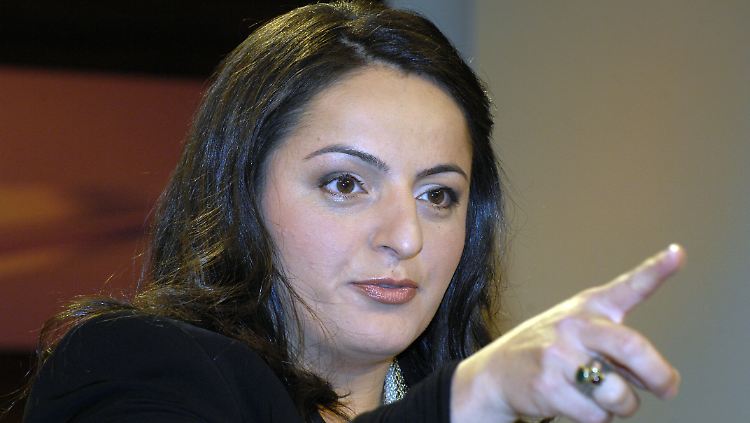 Seit der Abstimmung zur Armenien-Resolution wird die Abgeordnete Sevim Dagdelen bedroht.