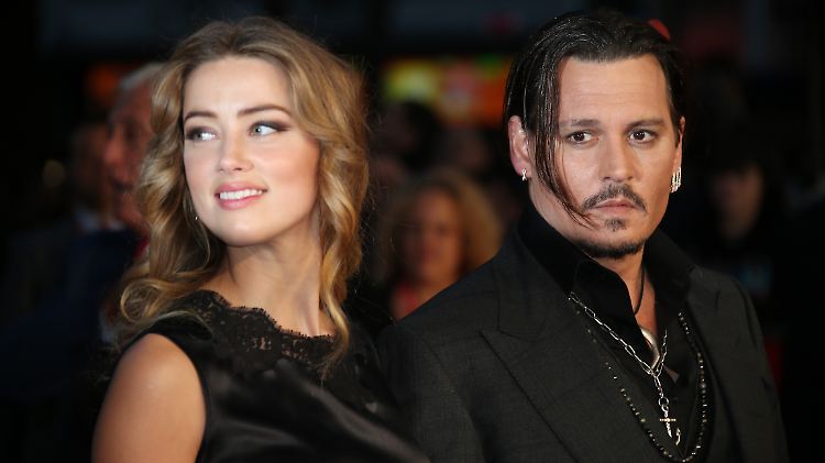 Das Geld, was Amber Heard nach der Scheidung von Johnny Depp erhalten hat, soll sie gespendet haben.
