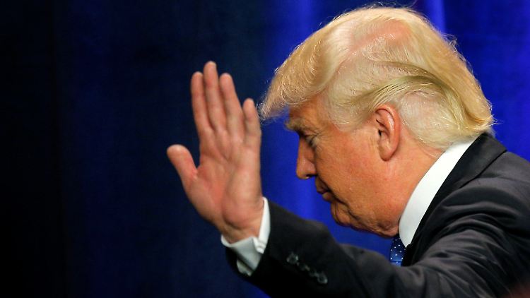 "Mit Blick auf Intellekt und Überzeugungen dürfte Donald Trump zu den am schlechtesten informierten Präsidentschaftskandidaten gehören, die wir je hatten."