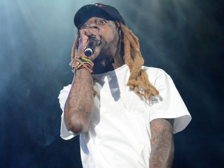 Lil Wayne bei seinem Auftritt in Milwaukee - kurz darauf erfolgte sein Zusammenbruch.