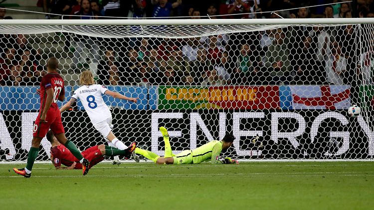Portugal konsterniert, Island jubelt - der Ausgleich.