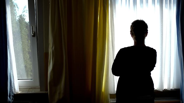 Wie die Männer in die Wohnung der Frau gekommen sind, ist noch unklar. (Symbolbild)