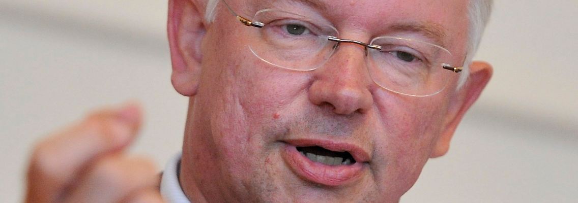 Koch weiß, Politik ist nicht alles.