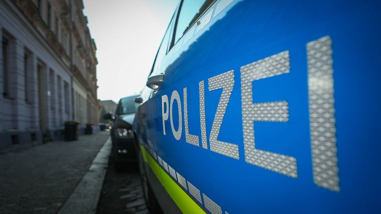 Zum Tathintergrund will sich die Polizei bislang nicht äußern.