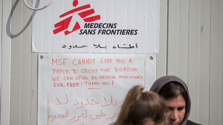 Nicht nur in Idomeni ist MSF täglich mit dem Leid der Migranten konfrontiert. 