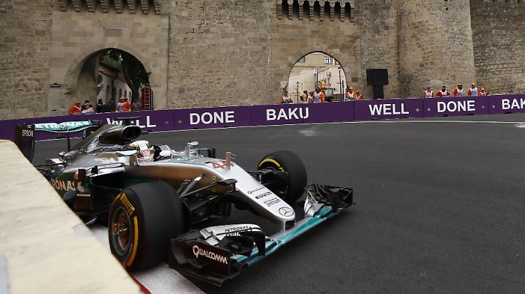 Lewis Hamilton: Dominant in Baku.