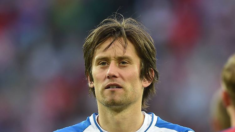 Pech für Tomas Rosicky: Sein Körper macht nicht mit.