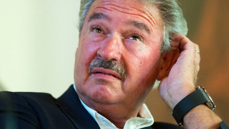 Asselborn ist Außenminister und "Minister für Immigration und Asyl des Großherzogtums Luxemburg"