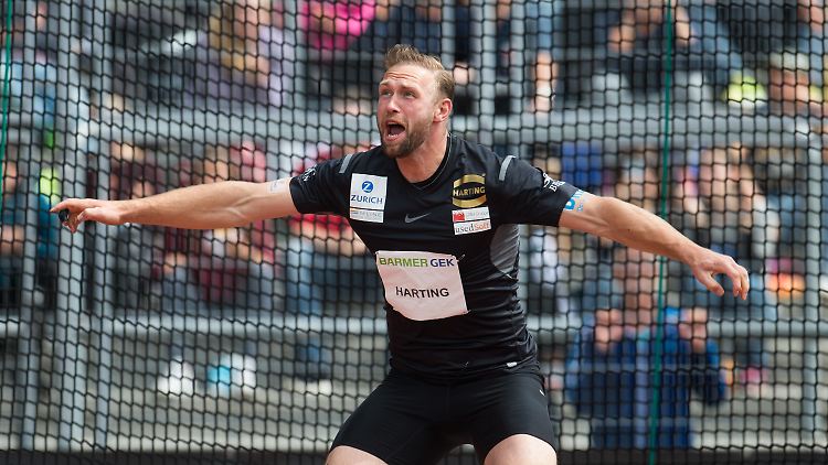 Robert Harting gelingt ein starker letzter Wurf.