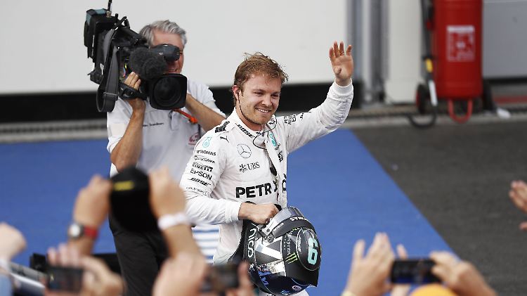 Niko Rosberg verlebt ein erfolgreiches Wochenende in Aserbaidschan.