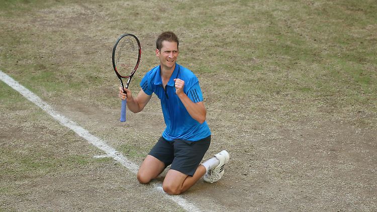 Eine Woche vor Beginn von Wimbledon ist Florian Mayer zurück unter den hundert besten Tennisspielern der Welt.