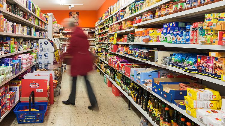 Mittlerweile teilten vier große Ketten  mehr als 85 Prozent des gesamten deutschen Absatzmarktes.