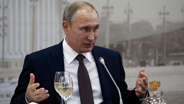 Wladimir Putin empfing in St. Petersburg zahlreiche internationale Gäste.