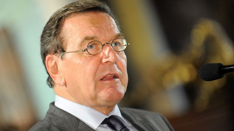 Gerhard Schröder bereut nicht, die Hartz-Reformen gemacht zu haben. Nur nennen würde er sie heute anders.