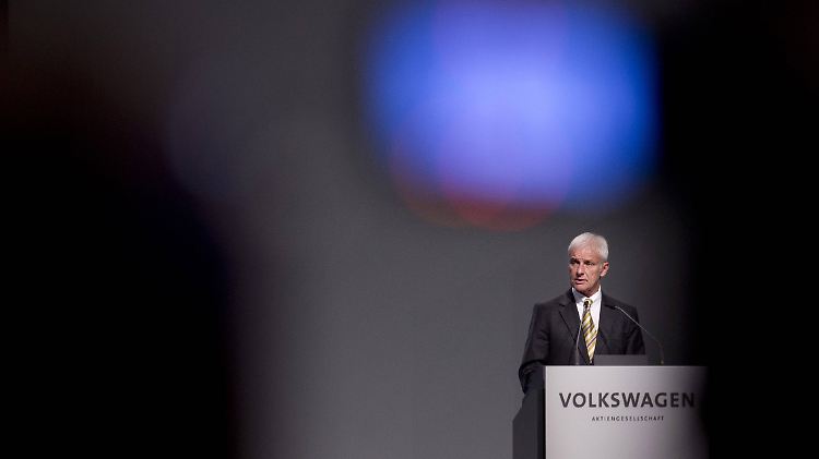 VW-Chef Matthias Müller und seine Vorstandskollegen mussten sich bei der Hauptversammlung einiges anhören.