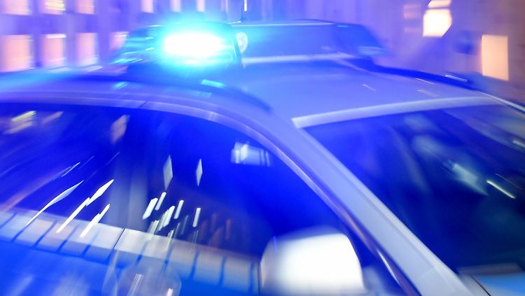 Erst mehrere Kilometer von der Unfallstelle entfernt konnte die Polizei den Unfallfahrer stoppen.