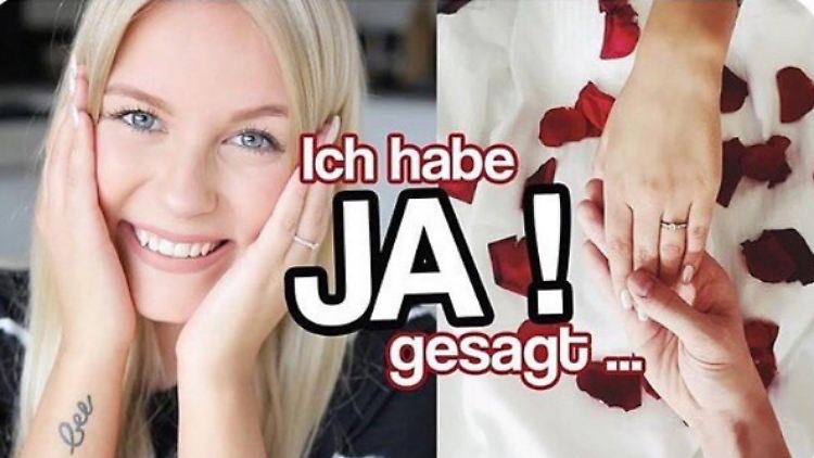 Ganz begeistert verkündet Dagi Bee ihre Verlobung - natürlich mit einem Youtube-Video.