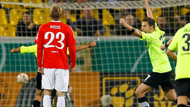 Marco Högers 2:0 für "Pokalschreck" Aachen war ein Traumtor, aus Mainzer Sicht freilich ein schrecklich schönes.