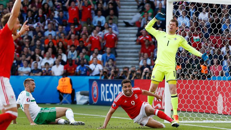 Der Traum geht weiter: Wales schmeißt Nordirland aus dem Turnier.