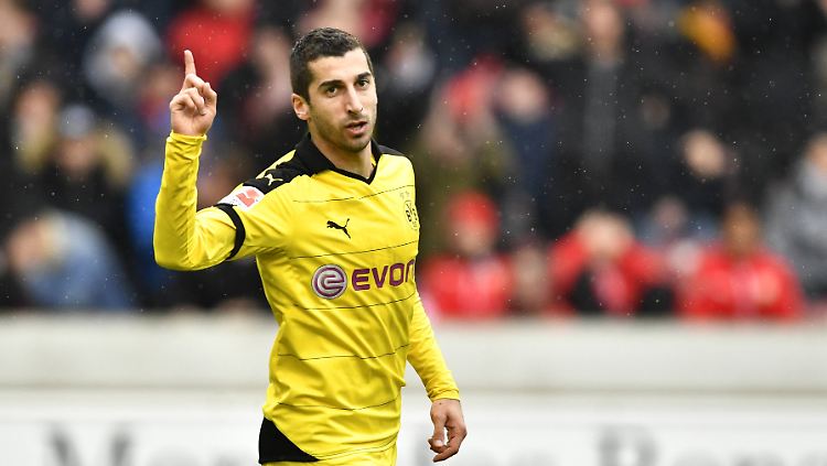 Henrikh Mkhitaryan soll vor einem Wechsel in die Premier League stehen.