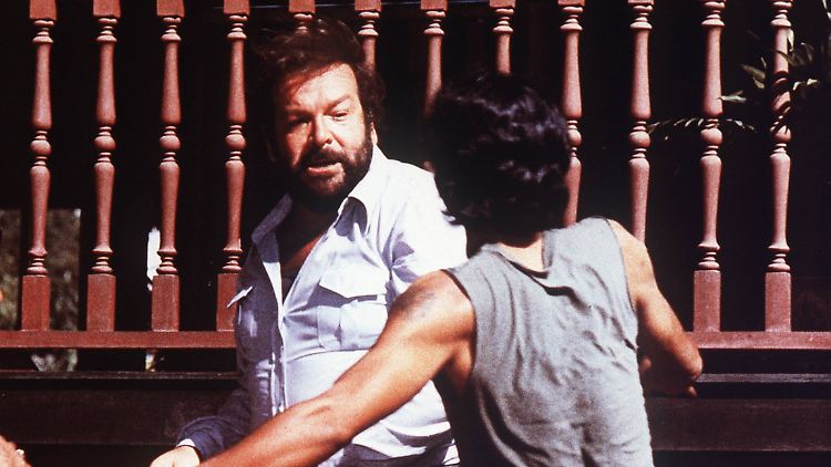 Bud Spencer in "Plattfuß in Hongkong": Wo er auftrat, gab es was auf die Rübe.