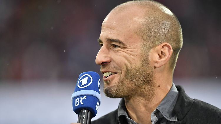 Mehmet Scholl soll als Experte der ARD ein stattliches Honorar erhalten.