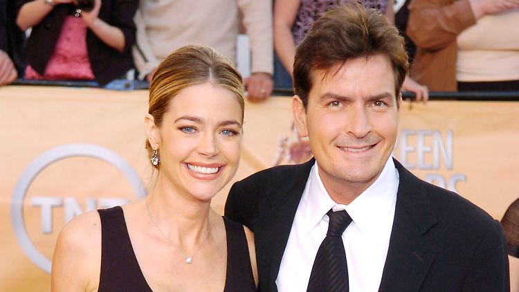 Da waren sie noch ein Paar: Denise Richards und Charlie Sheen im Februar 2005.