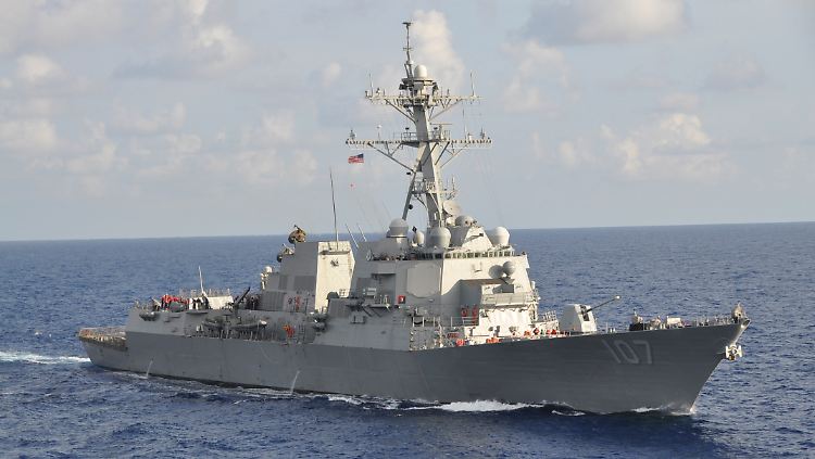 Die "USS Gravely" soll am 17. Juni gefährlich nah am russischen Kriegsschiff "Jaroslaw Mudri" vorbeigefahren sein.