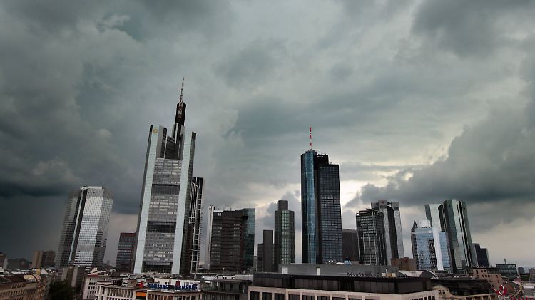 Die Kursrückschläge am Finanzmarkt belasten die Banken. 