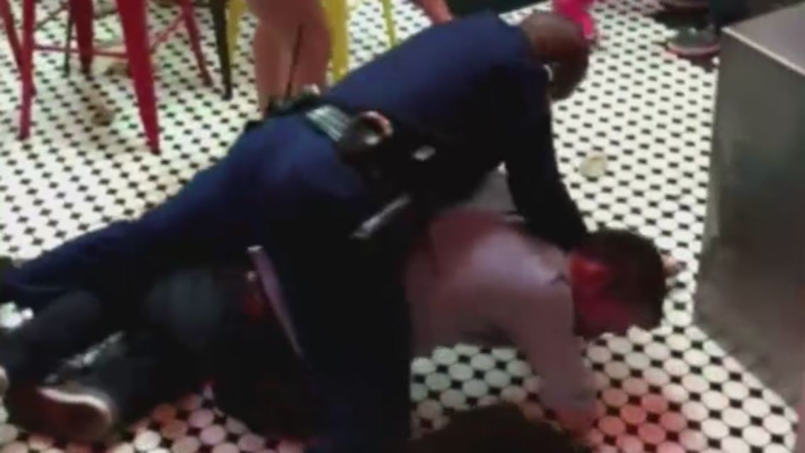 US Polizist.PNG