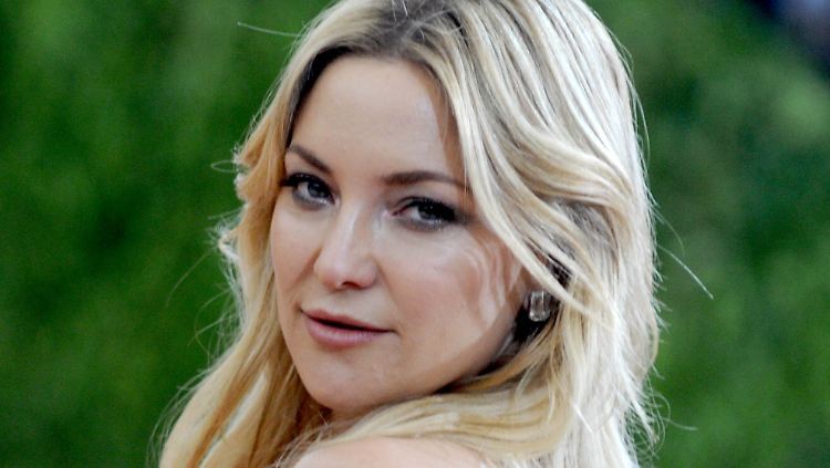 Von Mama Goldie Hawn hat Kate Hudson gute Gene mitbekommen, doch die Schauspielerin trainiert auch hart für ihre Figur.