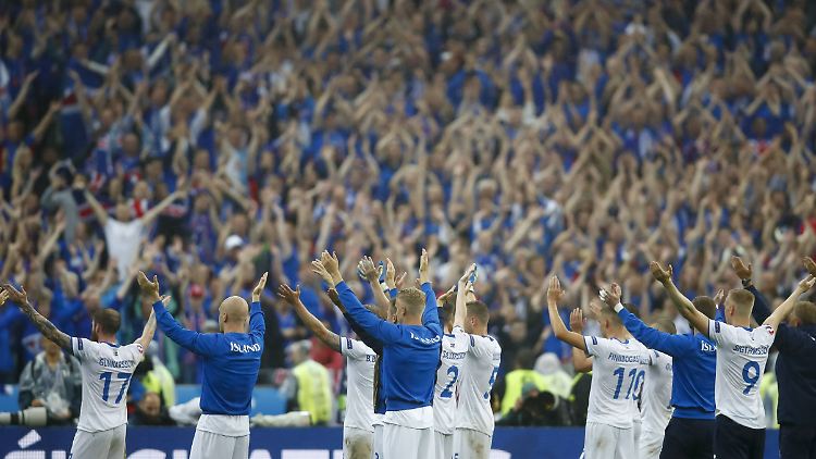 Die isländische Klatsch-Choreographie hat die EM geprägt - sie wurde bereits von anderen Fans übernommen