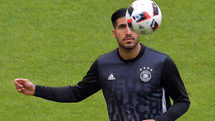Emre Can bestreitet im Halbfinale gegen Gastgeber Frankreich sein EM-Debüt.