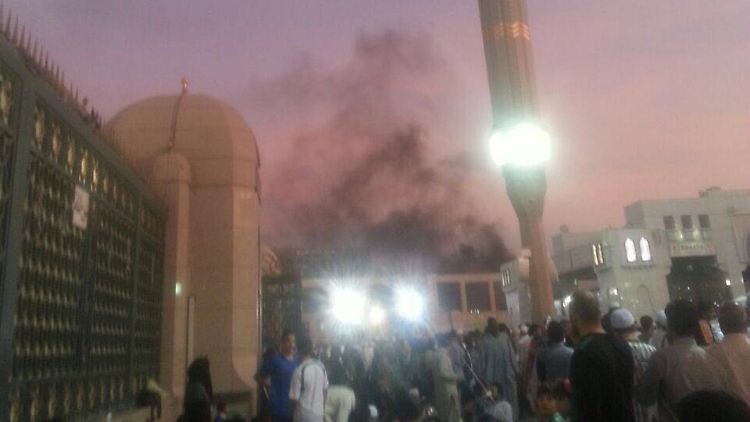 Der Attentäter sprengte sich vor der Moschee des Propheten in die Luft.