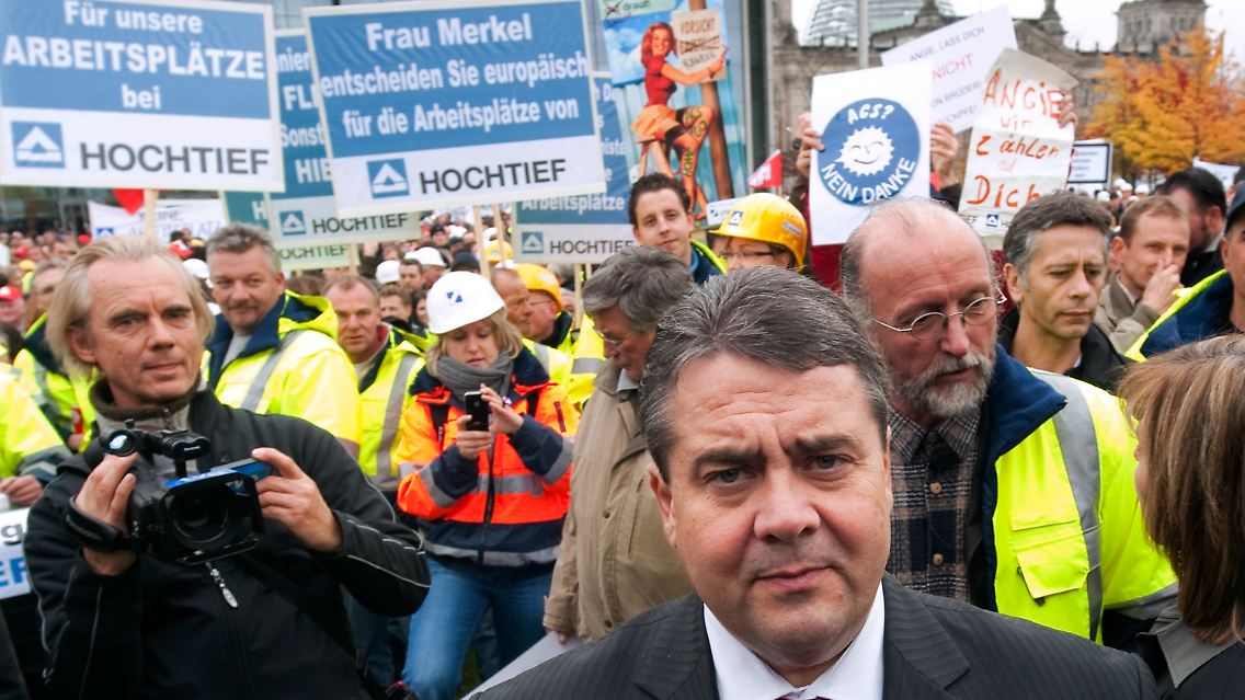 Hochtief-Demo mit Gabriel.