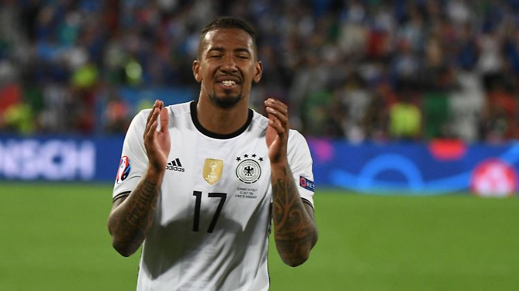 Da darf man sich auch einmal selbst beklatschen: Jérôme Boateng ist Fußballer des Jahres.