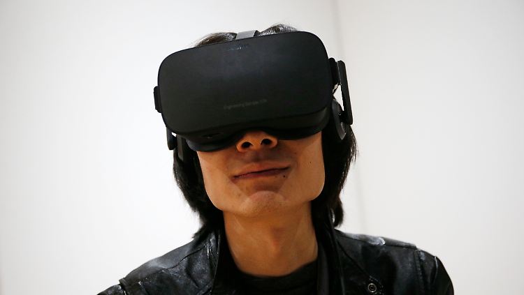 Viele VR-Pornos werden aus der Ich-Perspektive eines Mannes gedreht.
