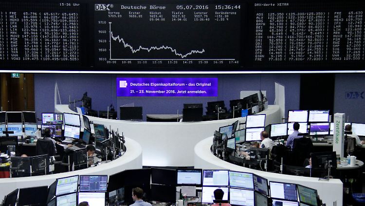 Fast zwei Prozent geht es für den Dax nach unten.