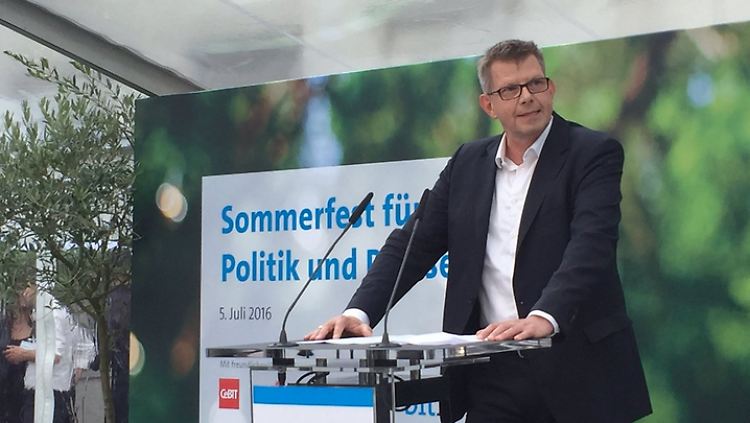 Bitkom-Präsident Thorsten Dirks will ein "digitales Ökosytem" in Deutschland schaffen, von dem Start-ups profitieren können.