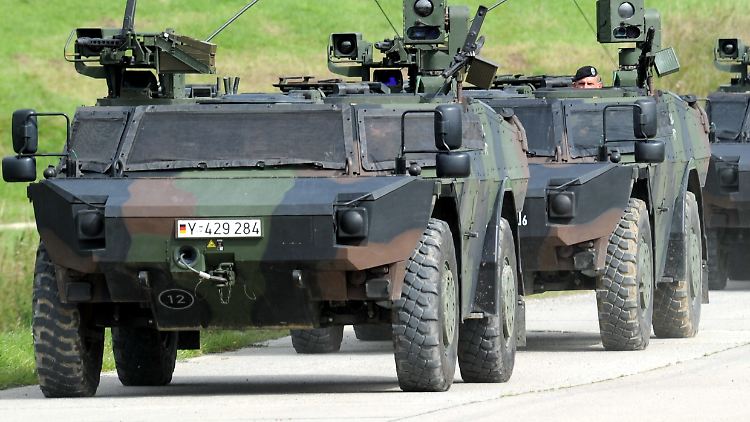 Spähwagen vom Typ "Fennek".