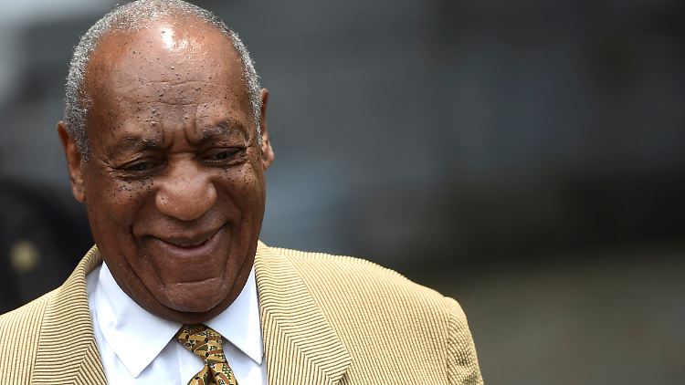 50 Frauen werfen Cosby sexuellen Missbrauch vor.