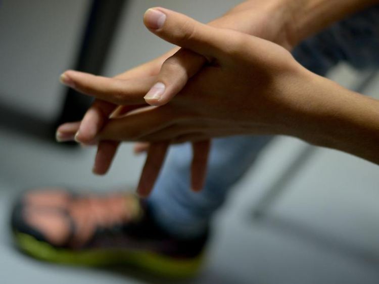 Die Familienkasse kann auf Wunsch der Eltern das Kindergeld auch direkt an den Nachwuchs überweisen. Rückforderungen gehen allerdings an die Eltern.