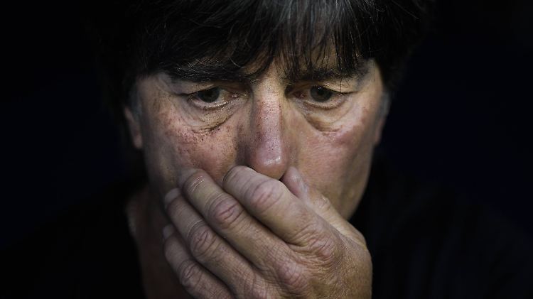 Gut gespielt - und doch verloren: "Das ist dann einfach irgendwie auch Pech", so Löw.