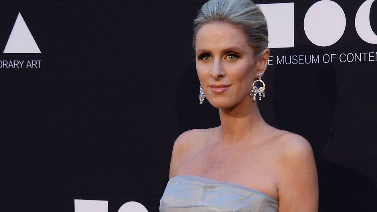 Sah auch hochschwanger aus wie aus dem Ei gepellt: Nicky Hilton. 