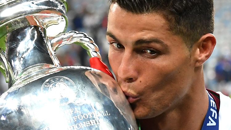 Im Finale gegen Frankreich konnte Ronaldo ein paar Sympathiepunkte gewinnen.