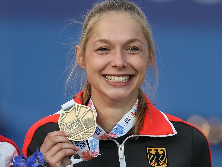 Die 19-jährige Sprinterin Gina Lückenkemper holte über 200 Meter und mit der Staffel Gold.