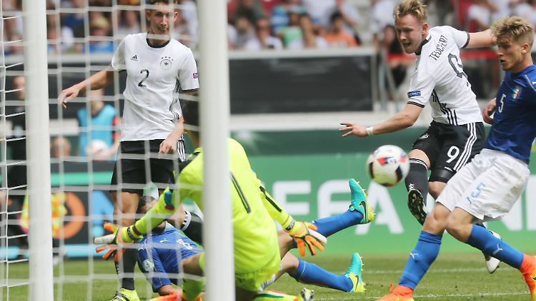 Die Bilanz der DFB-Junioren gegen Italien: viele gute Chancen, null Tore.